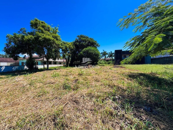 Terreno à Venda, 360 m² em Barra Do Sai - Itapoá
