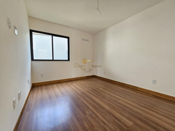 Imagem Casa com 4 Quartos à Venda, 150 m² em Tijuca - Teresópolis Imagem Casa com 4 Quartos à Venda, 150 m² em Tijuca - Teresópolis
