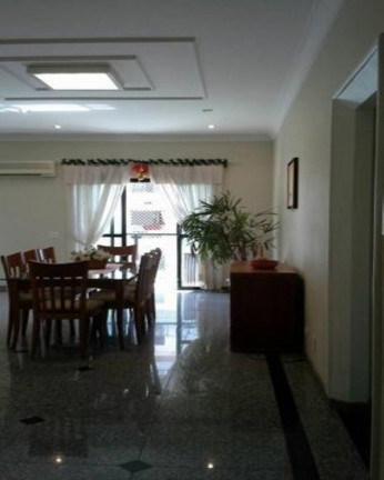 Imagem Apartamento com 3 Quartos à Venda, 220 m² em Pitangueiras - Guarujá Imagem Apartamento com 3 Quartos à Venda, 220 m² em Pitangueiras - Guarujá