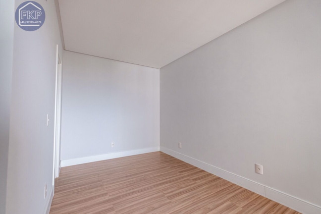 Imagem Apartamento com 2 Quartos à Venda, 79 m² em Agronômica - Florianópolis