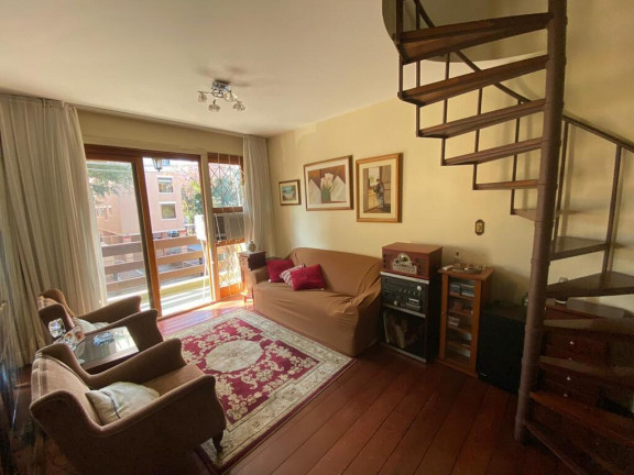 Imagem Cobertura com 3 Quartos à Venda, 215 m² em Petrópolis - Porto Alegre Imagem Cobertura com 3 Quartos à Venda, 215 m² em Petrópolis - Porto Alegre