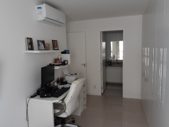 Imagem Imóvel com 2 Quartos à Venda, 78 m² em Piratininga - Niterói Imagem Imóvel com 2 Quartos à Venda, 78 m² em Piratininga - Niterói