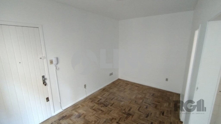 Imagem Apartamento com 1 Quarto à Venda, 27 m² em Floresta - Porto Alegre Imagem Apartamento com 1 Quarto à Venda, 27 m² em Floresta - Porto Alegre