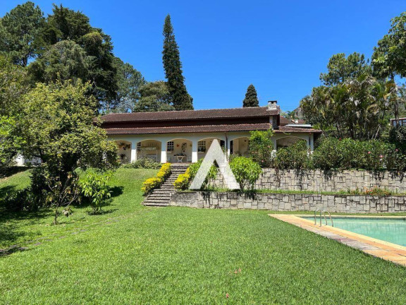 Imagem Casa com 9 Quartos à Venda, 235 m² em Quebra Frascos - Teresópolis Imagem Casa com 9 Quartos à Venda, 235 m² em Quebra Frascos - Teresópolis