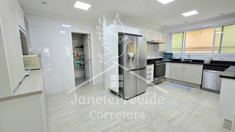 Imagem Casa de Condomínio com 6 Quartos para Alugar, 500 m² em Alphaville - Santana De Parnaíba Imagem Casa de Condomínio com 6 Quartos para Alugar, 500 m² em Alphaville - Santana De Parnaíba