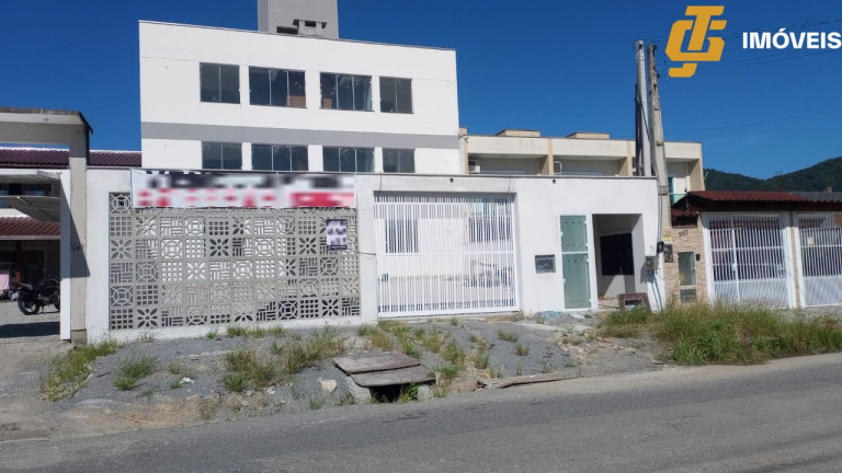 Apartamento com 2 Quartos à Venda, 67 m² em Rio Pequeno - Camboriú