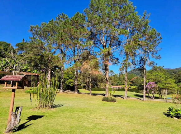 Imagem Casa com 4 Quartos à Venda, 300 m² em Albuquerque - Teresópolis Imagem Casa com 4 Quartos à Venda, 300 m² em Albuquerque - Teresópolis