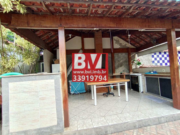 Imagem Casa com 2 Quartos à Venda, 90 m² em Vista Alegre - Rio De Janeiro