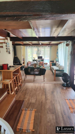 Imagem Casa com 4 Quartos à Venda, 250 m² em Sertão Do Camburi - São Sebastião Imagem Casa com 4 Quartos à Venda, 250 m² em Sertão Do Camburi - São Sebastião