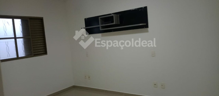 Imagem Casa com 3 Quartos à Venda, 110 m² em Parque Paulista - Bauru Imagem Casa com 3 Quartos à Venda, 110 m² em Parque Paulista - Bauru
