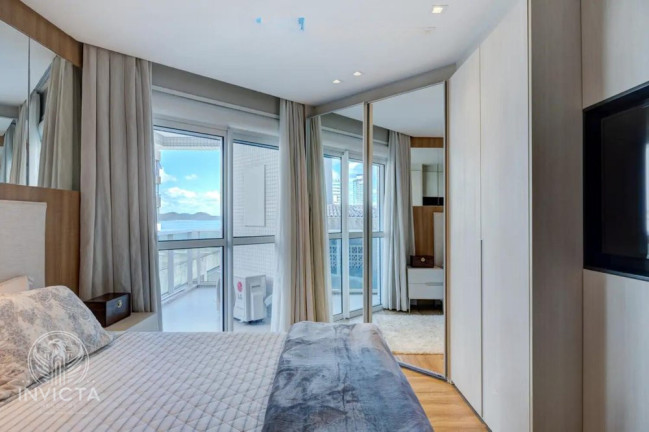 Imagem Apartamento com 4 Quartos à Venda, 288 m² em Barra Sul - Balneário Camboriú Imagem Apartamento com 4 Quartos à Venda, 288 m² em Barra Sul - Balneário Camboriú