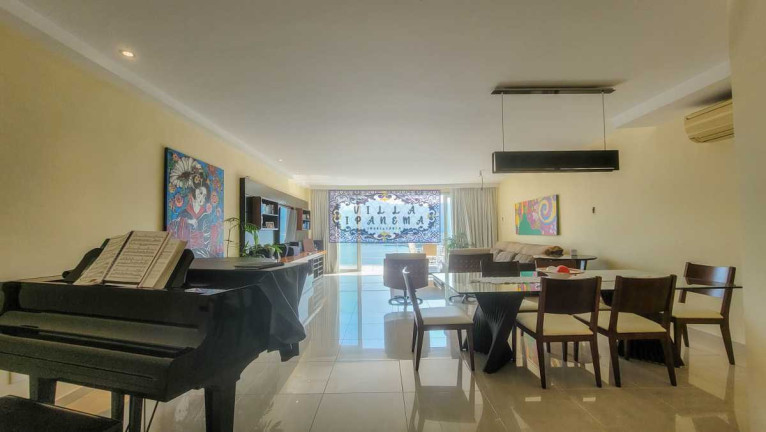 Cobertura com 4 Quartos à Venda, 350 m² em Humaitá - Rio De Janeiro