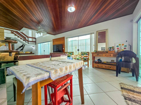 Imagem Casa com 5 Quartos para Alugar, 280 m² em Riviera De São Lourenço - Bertioga Imagem Casa com 5 Quartos para Alugar, 280 m² em Riviera De São Lourenço - Bertioga