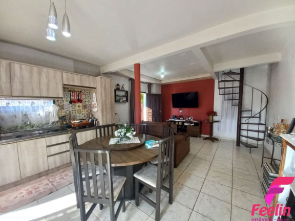 Imagem Casa com 3 Quartos à Venda, 166 m² em Campeche - Florianópolis Imagem Casa com 3 Quartos à Venda, 166 m² em Campeche - Florianópolis