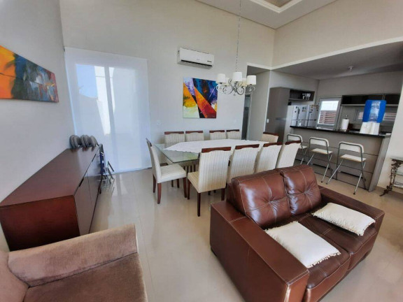 Imagem Casa com 4 Quartos à Venda, 300 m² em Centro - Xangri-lá Imagem Casa com 4 Quartos à Venda, 300 m² em Centro - Xangri-lá