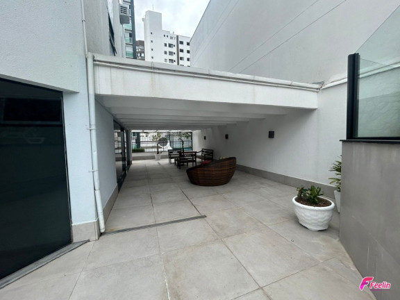 Imagem Apartamento com 4 Quartos à Venda, 143 m² em Centro - Florianópolis Imagem Apartamento com 4 Quartos à Venda, 143 m² em Centro - Florianópolis