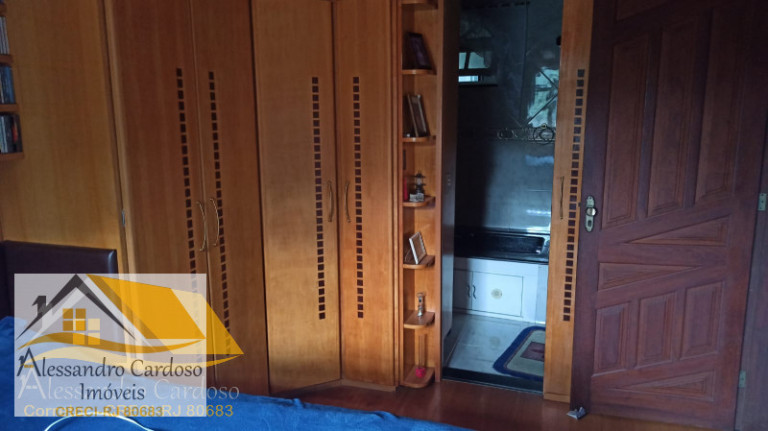 Imagem Casa com 5 Quartos à Venda, 350 m² em Centro - Nova Friburgo Imagem Casa com 5 Quartos à Venda, 350 m² em Centro - Nova Friburgo