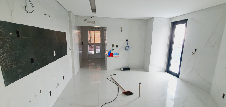 Imagem Apartamento com 5 Quartos à Venda, 300 m² em Adrianópolis - Manaus