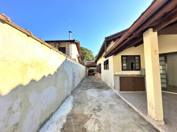 Imagem Casa com 3 Quartos à Venda, 180 m² em São Lourenço - Bertioga Imagem Casa com 3 Quartos à Venda, 180 m² em São Lourenço - Bertioga