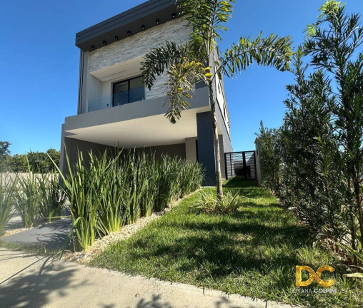 Casa de Condomínio com 4 Quartos à Venda, 270 m² em Condomínio Belvedere Ii - Cuiabá