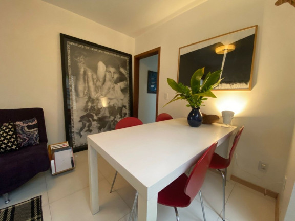 Imagem Apartamento com 2 Quartos à Venda, 77 m² em Higienópolis - Porto Alegre Imagem Apartamento com 2 Quartos à Venda, 77 m² em Higienópolis - Porto Alegre