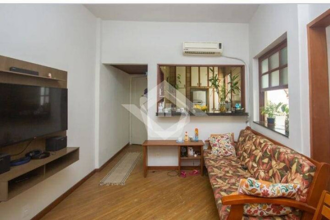 Imagem Apartamento com 2 Quartos à Venda, 61 m² em Copacabana - Rio De Janeiro Imagem Apartamento com 2 Quartos à Venda, 61 m² em Copacabana - Rio De Janeiro