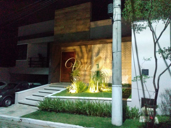 Casa com 3 Quartos à Venda, 278 m² em Vila Zezé - Jacareí