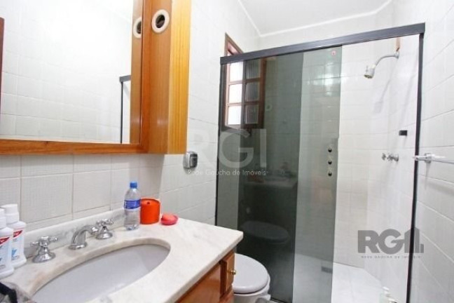 Imagem Casa com 3 Quartos à Venda, 223 m² em Tristeza - Porto Alegre Imagem Casa com 3 Quartos à Venda, 223 m² em Tristeza - Porto Alegre