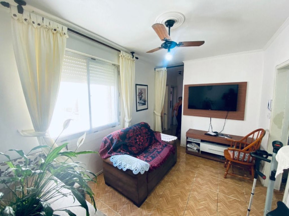 Imagem Imóvel com 3 Quartos à Venda, 60 m² em Santo Antônio - Porto Alegre Imagem Imóvel com 3 Quartos à Venda, 60 m² em Santo Antônio - Porto Alegre