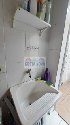 Imagem Casa com 2 Quartos à Venda, 72 m² Imagem Casa com 2 Quartos à Venda, 72 m²