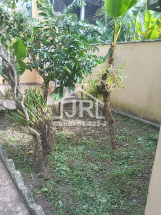 Imagem Sobrado com 3 Quartos à Venda, 250 m² em Balneário Itaguaí - Mongaguá Imagem Sobrado com 3 Quartos à Venda, 250 m² em Balneário Itaguaí - Mongaguá