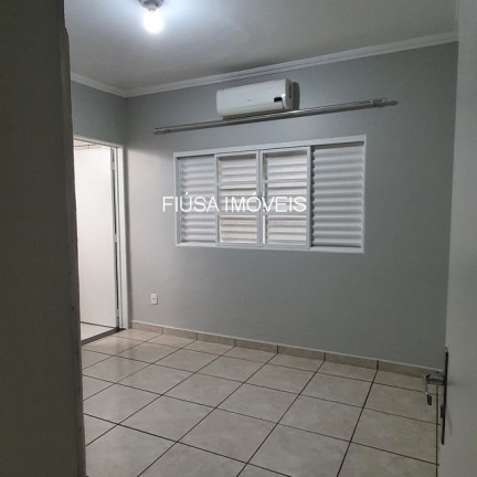 Imagem Casa com 3 Quartos à Venda,  em Quintino Facci Ii - Ribeirão Preto