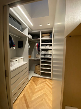Imagem Casa com 4 Quartos à Venda, 410 m² em Tamboré - Barueri Imagem Casa com 4 Quartos à Venda, 410 m² em Tamboré - Barueri