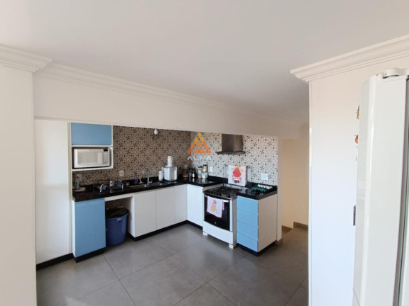 Imagem Casa com 4 Quartos à Venda, 300 m² Imagem Casa com 4 Quartos à Venda, 300 m²