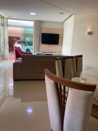 Imagem Casa com 9 Quartos à Venda, 340 m² em Limoeiro - Limoeiro Imagem Casa com 9 Quartos à Venda, 340 m² em Limoeiro - Limoeiro