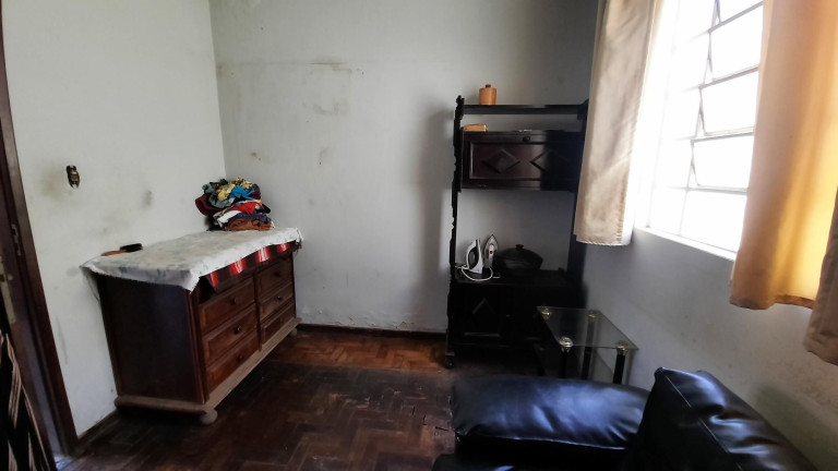 Imagem Casa com 4 Quartos à Venda, 235 m² em Barreiro - Belo Horizonte Imagem Casa com 4 Quartos à Venda, 235 m² em Barreiro - Belo Horizonte