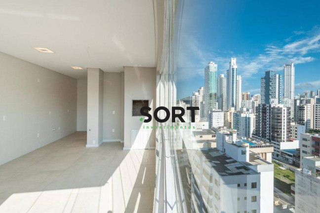 Cobertura com 4 Quartos à Venda, 240 m² em Centro - Balneário Camboriú
