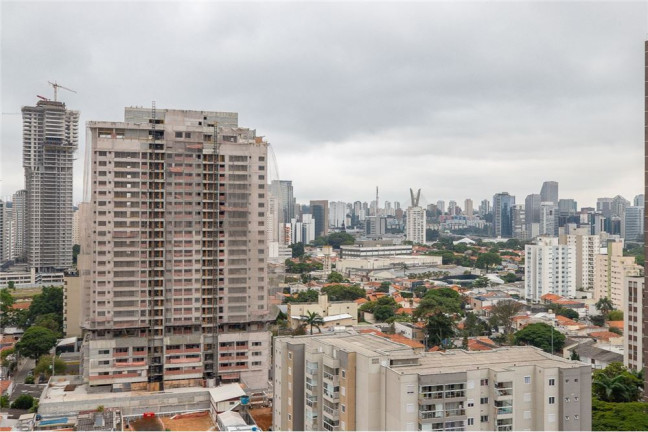 Imagem Imóvel com 1 Quarto à Venda, em Jardim Das Acácias - São Paulo Imagem Imóvel com 1 Quarto à Venda, em Jardim Das Acácias - São Paulo