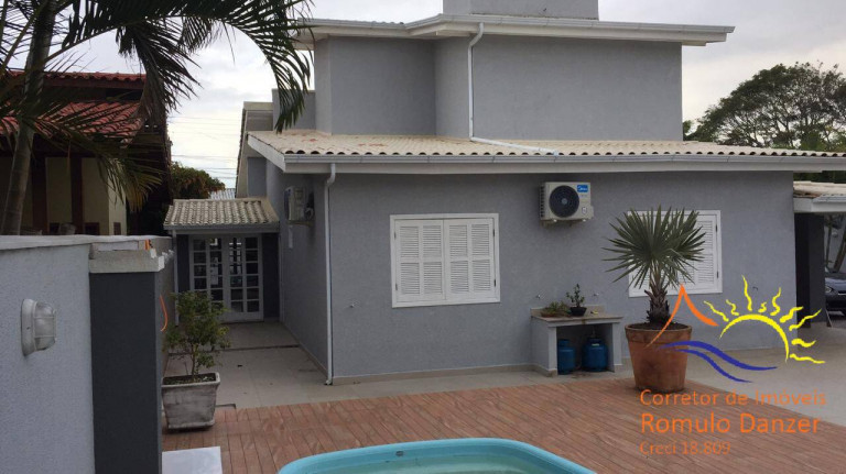 Imagem Casa com 3 Quartos à Venda, 300 m² em Ingleses Do Rio Vermelho - Florianópolis