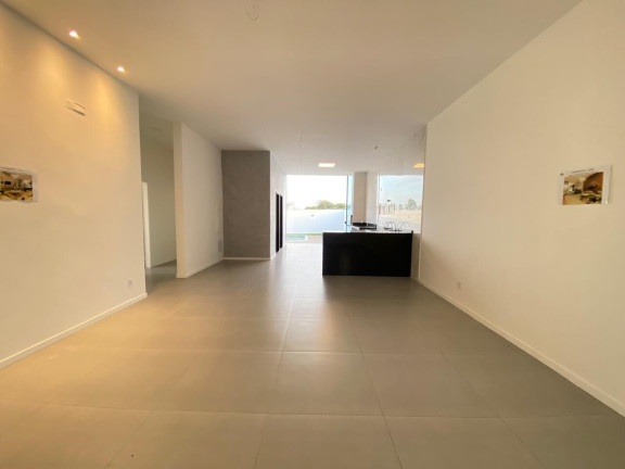 Imagem Casa com 3 Quartos à Venda, 210 m² em Sim - Feira De Santana Imagem Casa com 3 Quartos à Venda, 210 m² em Sim - Feira De Santana