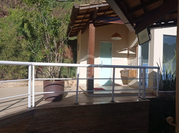 Imagem Casa com 5 Quartos à Venda, 280 m² em Matapaca - Niterói