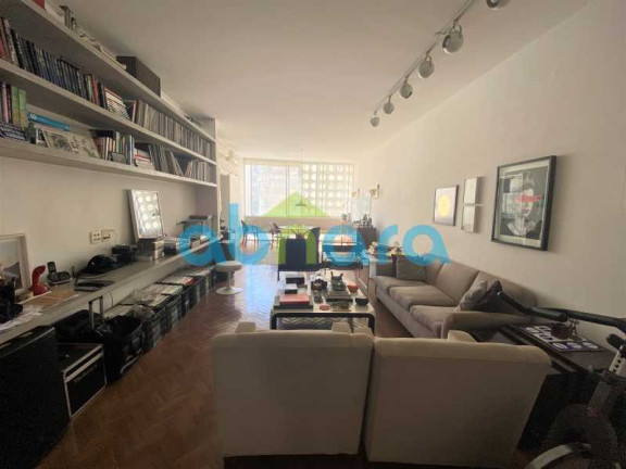 Imagem Apartamento com 3 Quartos à Venda, 165 m² em Copacabana - Rio De Janeiro Imagem Apartamento com 3 Quartos à Venda, 165 m² em Copacabana - Rio De Janeiro