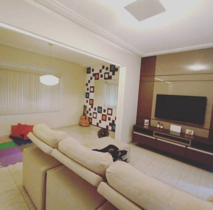 Casa com 3 Quartos à Venda, 211 m² em Parque Das Fontes - Tremembé