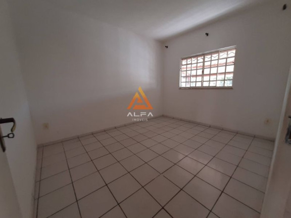 Imagem Casa com 2 Quartos à Venda, 70 m² Imagem Casa com 2 Quartos à Venda, 70 m²