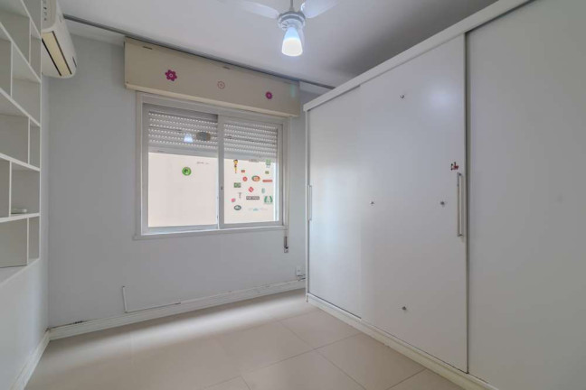 Imagem Apartamento com 3 Quartos à Venda, 93 m² em Higienópolis - Porto Alegre Imagem Apartamento com 3 Quartos à Venda, 93 m² em Higienópolis - Porto Alegre