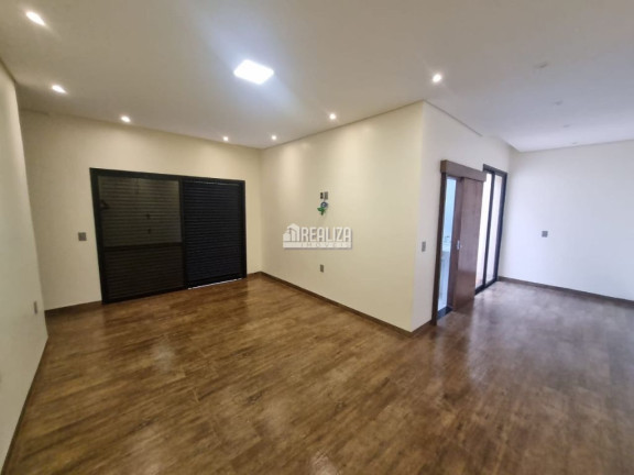 Imagem Casa com 3 Quartos à Venda, 245 m² em Recanto Dos Pinheiros - Igarapava Imagem Casa com 3 Quartos à Venda, 245 m² em Recanto Dos Pinheiros - Igarapava