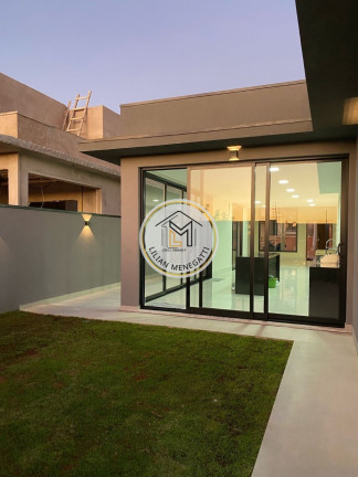 Imagem Imóvel com 3 Quartos à Venda, 164 m² em V. Medeiros - Itupeva Imagem Imóvel com 3 Quartos à Venda, 164 m² em V. Medeiros - Itupeva