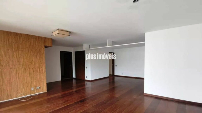 Imagem Apartamento com 3 Quartos à Venda, 157 m² em Real Parque - São Paulo Imagem Apartamento com 3 Quartos à Venda, 157 m² em Real Parque - São Paulo