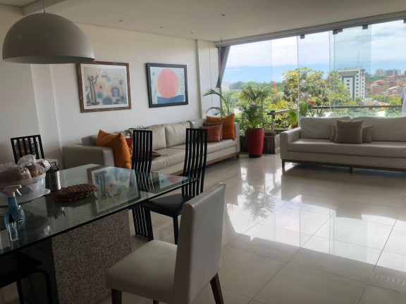 Imagem Casa de Condomínio com 8 Quartos à Venda, 390 m² em Horto Florestal - Salvador