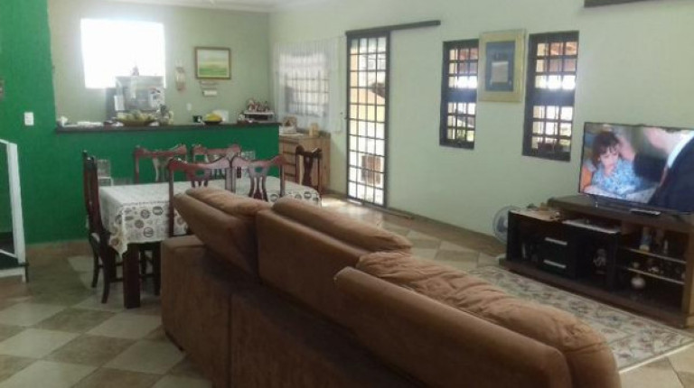 Imagem Chácara com 3 Quartos à Venda, 1.000 m² em Chácaras Fernão Dias - Atibaia Imagem Chácara com 3 Quartos à Venda, 1.000 m² em Chácaras Fernão Dias - Atibaia